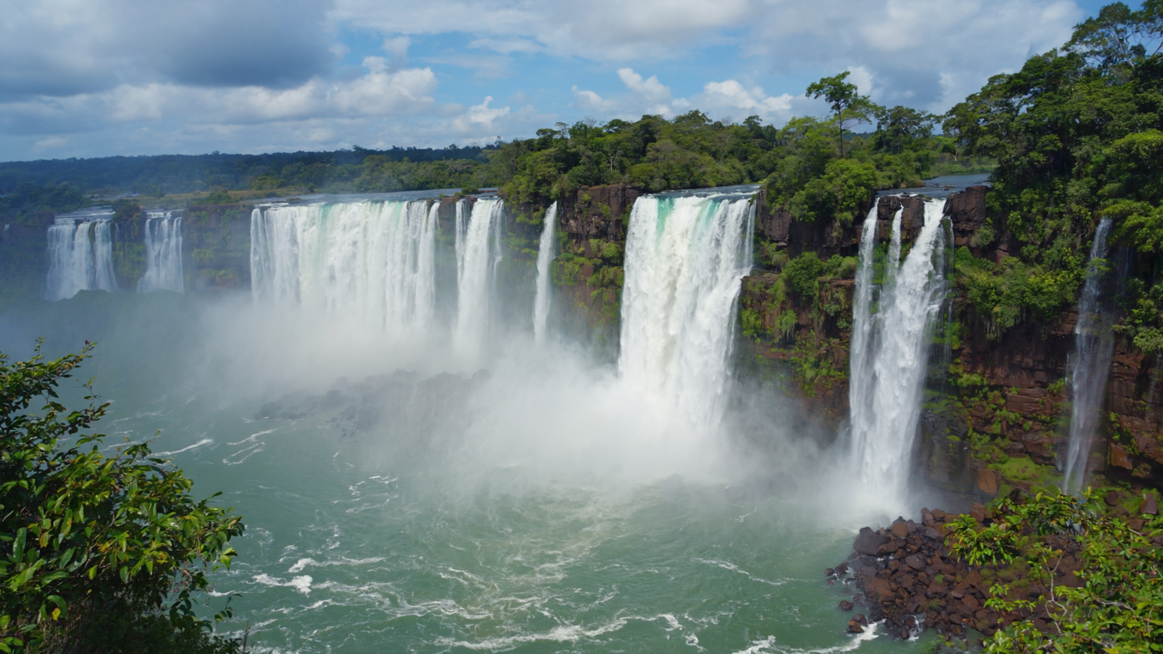 Picture of the Iguacu Falls, Foz do Iguagu - Brazil.